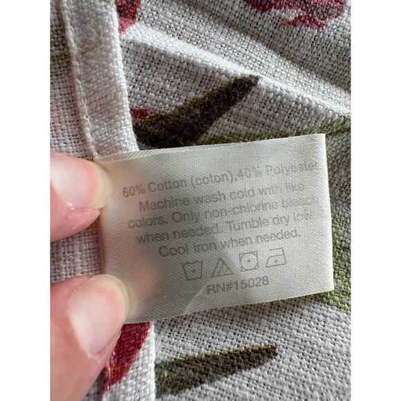 Tommy Bahama Paradise Point Tablecloth Printed Cotton/Poly Blend Muted Clr 47x53 - Picture 6 of 7